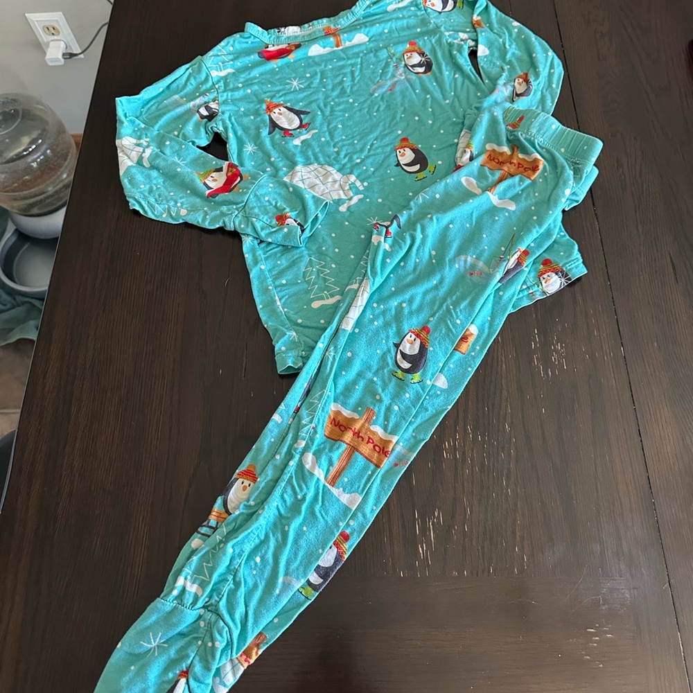 Cuddles and giggles pjs